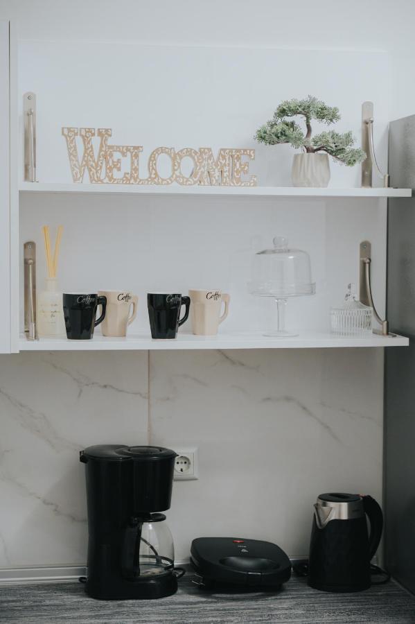 Comfy And Stylish Apartment เทสซาโลนิกิ ภายนอก รูปภาพ
