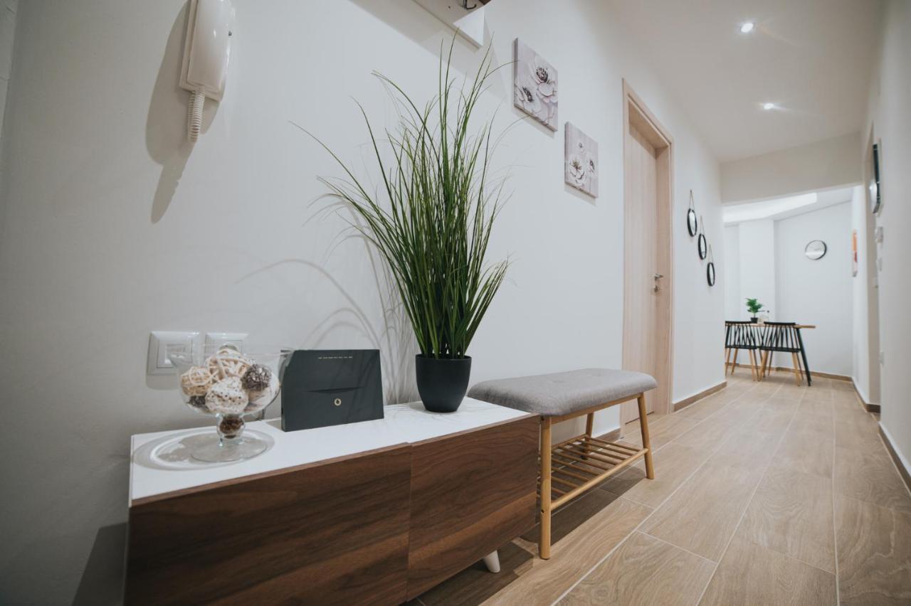 Comfy And Stylish Apartment เทสซาโลนิกิ ภายนอก รูปภาพ