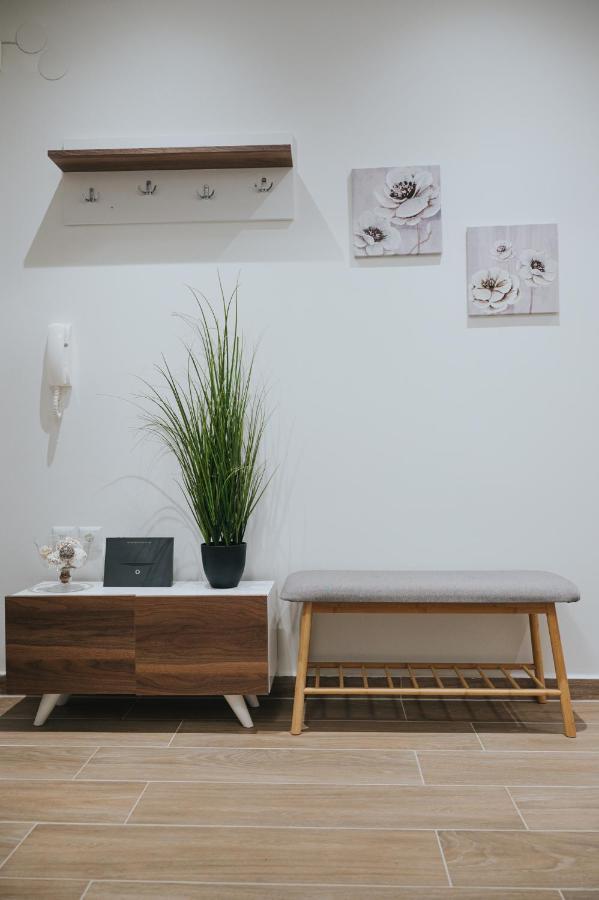 Comfy And Stylish Apartment เทสซาโลนิกิ ภายนอก รูปภาพ